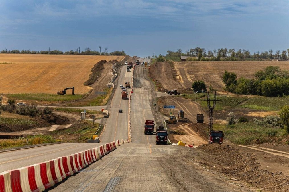 Construction work on the R-280