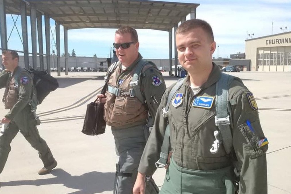 Ukrainian Pilot Oleksii Mes Dies in F-16 Crash, Investigation Ongoing