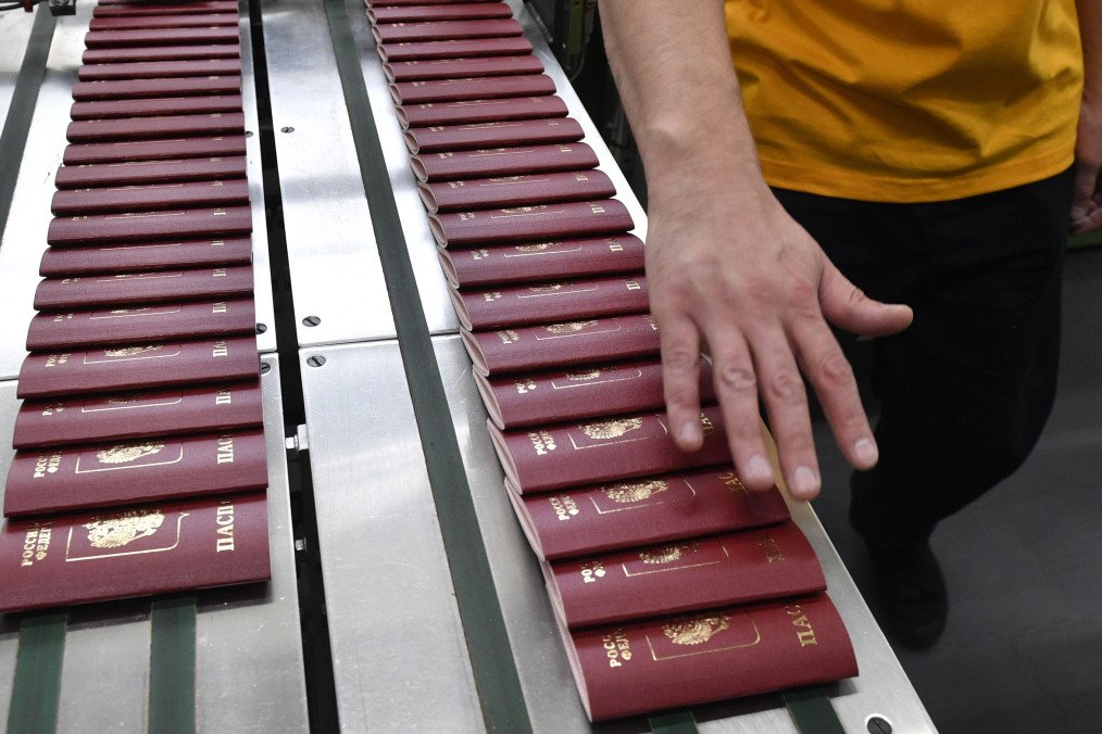 Latvia About to Expel 841 Russian Citizens Over Language and Residency Law Breaches