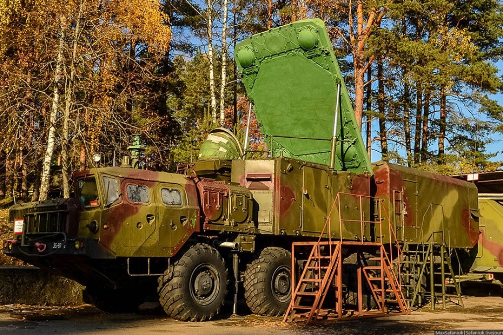Russian 5N63S radar station from S-300/S-400 air defense systems.