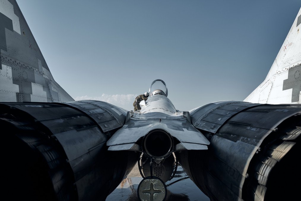 Ukrainian MiG-29 Strikes Russian Troops With French AASM-250 Bomb in New Archival Footage Ukrainian MiG-29 Strikes Russian Troops With French AASM-250 Bomb in New Archival Footage