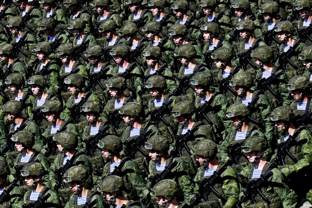 Russia Expands Military Presence in Armenia as Tensions with Azerbaijan Rise russian troops