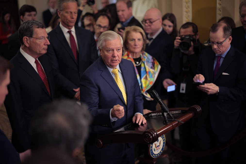 Senate Moves to Corner Putin With Sanctions and Tariffs on Russian Energy Buyers Senate Moves to Corner Putin With Sanctions and Tariffs on Russian Energy Buyers