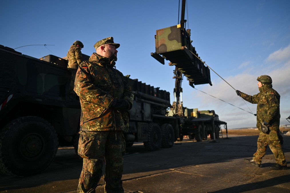 US to Reduce Ukraine Aid Budget, Defense Secretary Hegseth Announces US to Reduce Ukraine Aid Budget, Defense Secretary Hegseth Announces