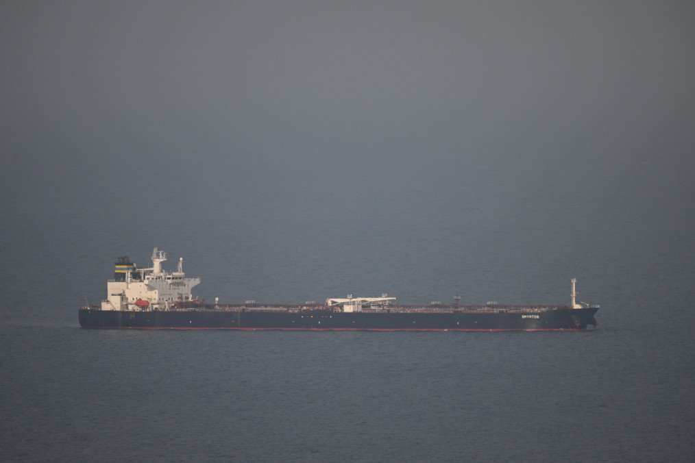 France Opens Criminal Probe Into Captain of Suspected Russian Shadow Fleet Tanker An oil tanker operating as part of Russia's shadow fleet. (Source: Getty Images)