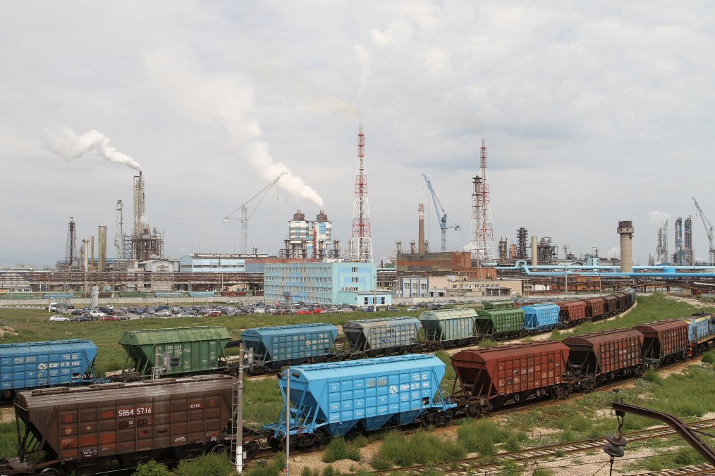 Drones Strike Russian Key Chemical Facility Linked to Explosives Production, Video Drones Strike Russian Key Chemical Facility Linked to Explosives Production, Video
