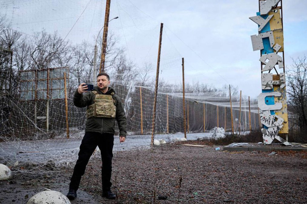Ukrainian President Volodymyr Zelenskyy delivering a speech from the outskirts of Kupiansk, December 13, 2025. (Source: Zelenskyy/Telegram) Ukrainian President Volodymyr Zelenskyy delivering a speech from the outskirts of Kupiansk, December 13, 2025. (Source: Zelenskyy/Telegram)