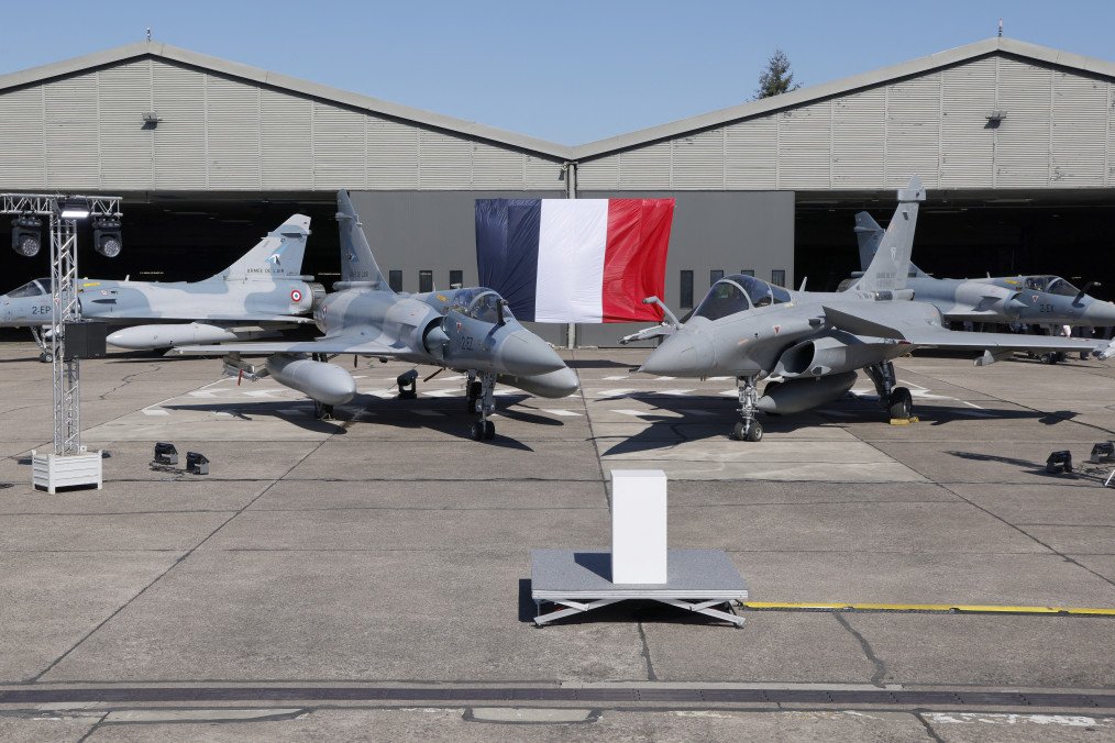 Zelenskyy: France Expands Mirage Jet Training, Ramps Up Air Defense Aid for Ukraine Zelenskyy: France Expands Mirage Jet Training, Ramps Up Air Defense Aid for Ukraine