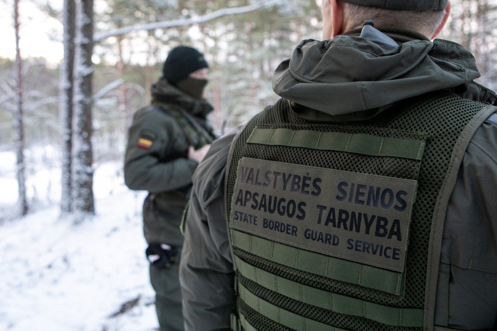 Lithuanian border guards patrol the Lithuania-Belarus border near Latežeris, Lithuania. (Source: Getty Images)