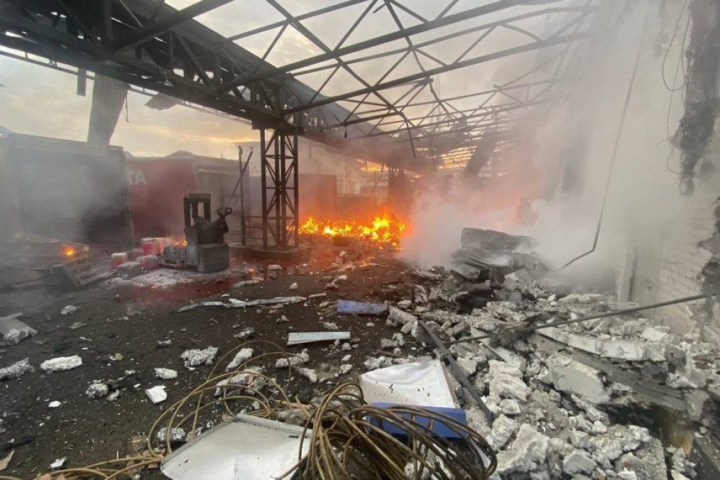 Russian Drones Strike Nova Poshta Depot in Kharkiv Three Times in One Day The aftermath of the Russian strike on the Nova Poshta depot in the Novobavarskyi district of Kharkiv, May 19, 2026. (Source: Nova Poshta/Telegram)