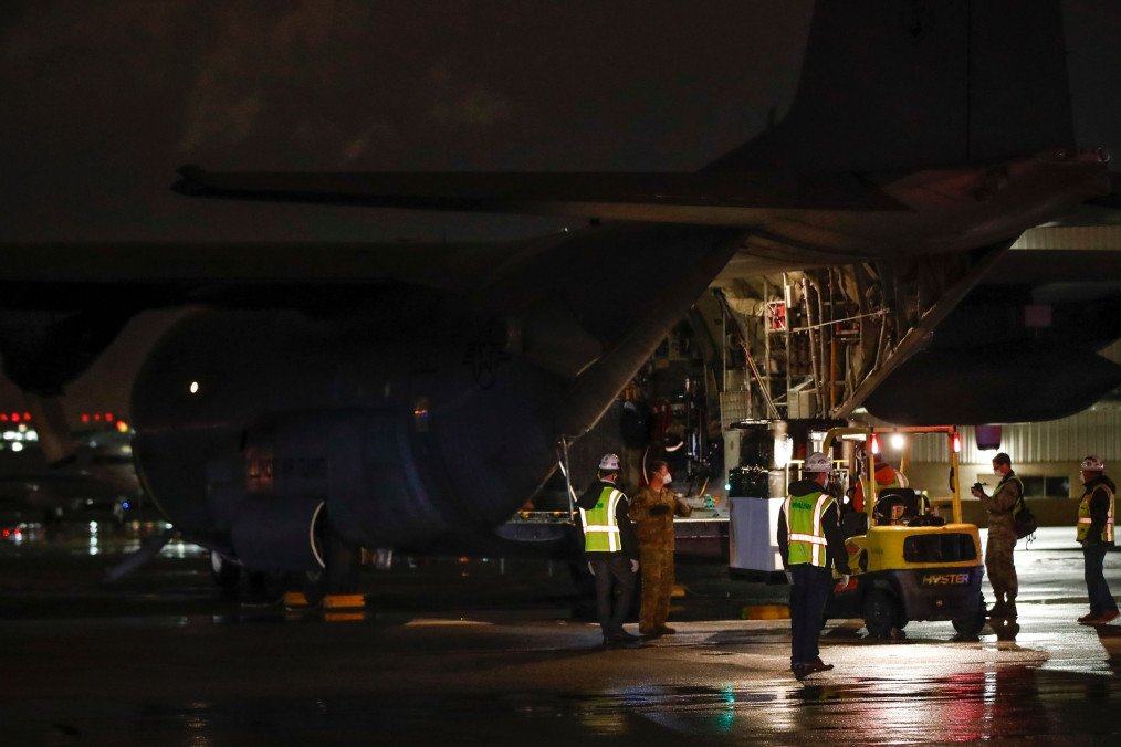 US Issued Warning to Putin Over Suspected Smuggling of Incendiary Devices on Cargo Planes