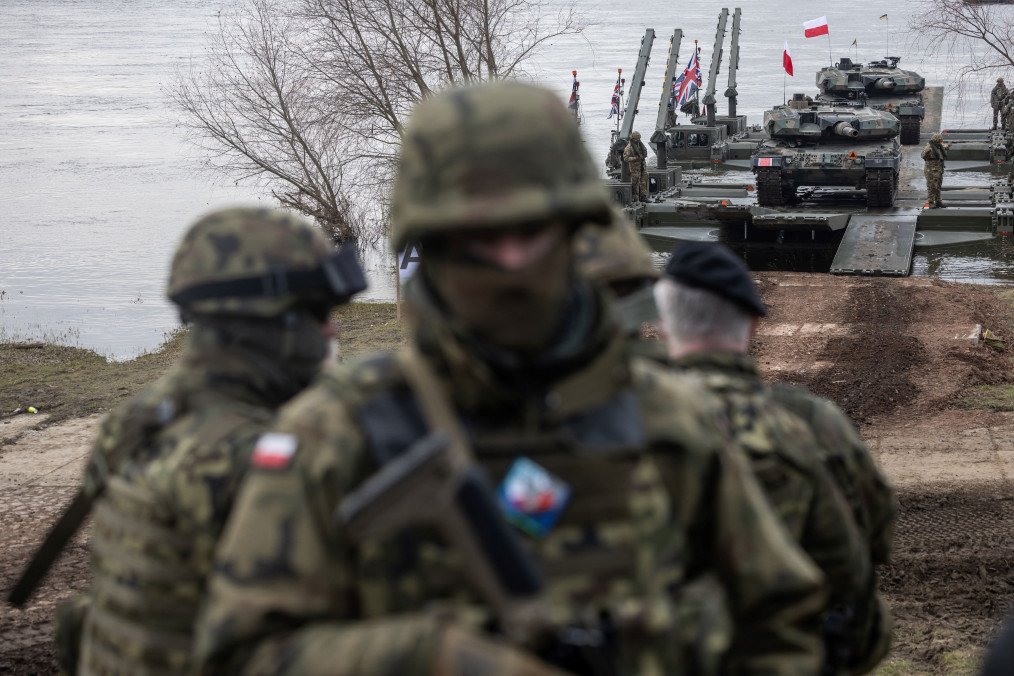 Polish soldiers and Leopard 2A4 tanks take part in the NATO DRAGON-24 military exercise in Korzeniewo, northern Poland, March 4, 2024. (Source: Getty Images)
