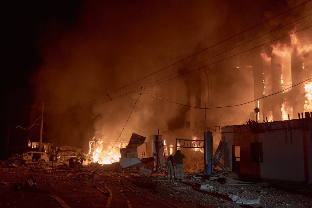 Emergency services deal with the aftermath of a massive Russian missile and drone attack on September 8, 2026 in Kyiv, Ukraine. (Source: Getty Images) Emergency services deal with the aftermath of a massive Russian missile and drone attack on September 8, 2026 in Kyiv, Ukraine. (Source: Getty Images)