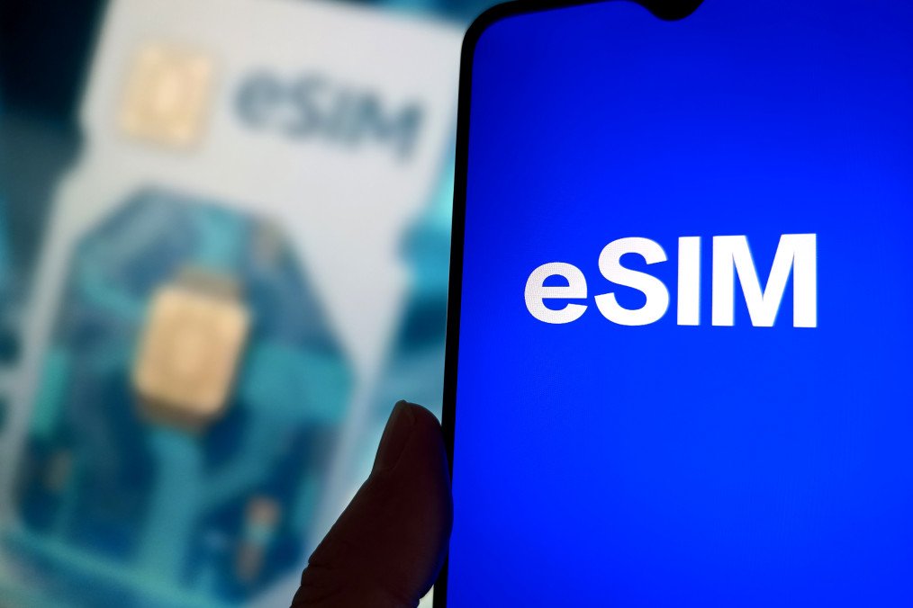 An image shows eSIM logo in a smartphone in Suqian, Jiangsu Province, China on October 14, 2025. Illustative photo. (Source: Getty Images)