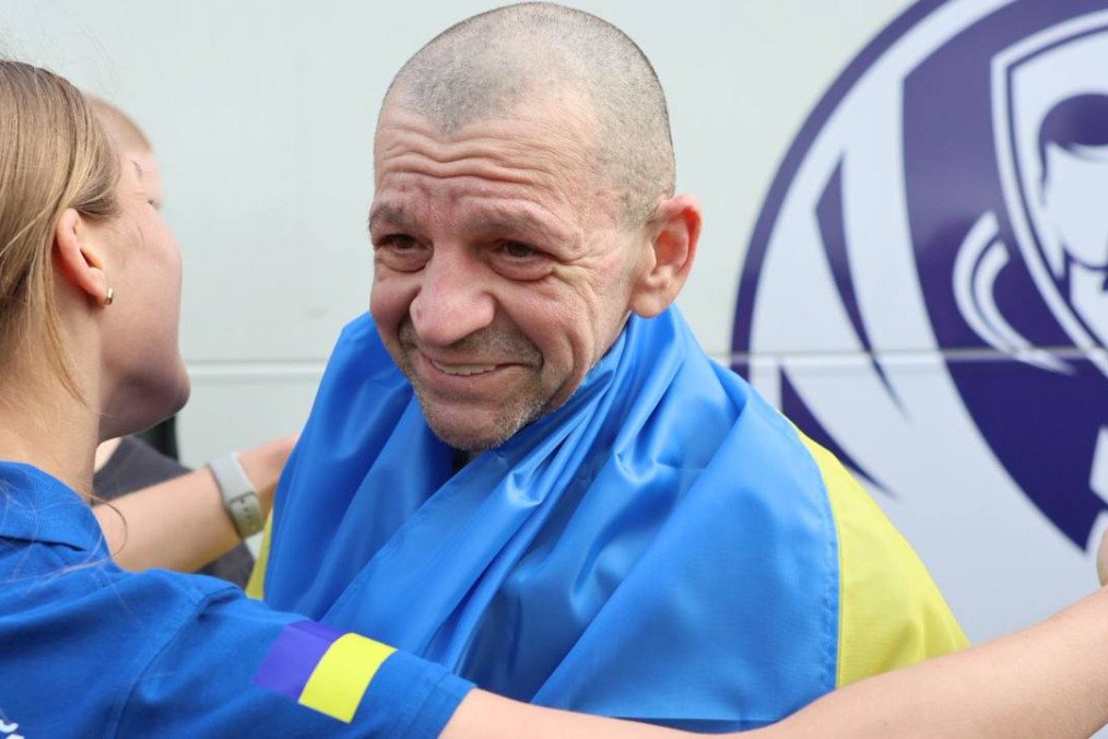 Dozens of Ukrainian Soldiers and Civilians Freed in Independence Day Exchange With Russia