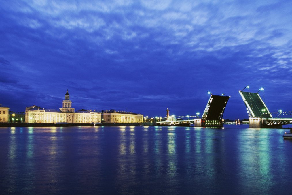 The Palace Bridge opens over the Neva River during the White Nights Festival in St. Petersburg, Russia. (Source: Getty Images) The Palace Bridge opens over the Neva River during the White Nights Festival in St. Petersburg, Russia. (Source: Getty Images)