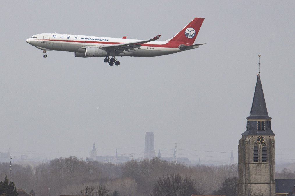 Russia Smuggles Chinese Drone Engines as Refrigeration Units