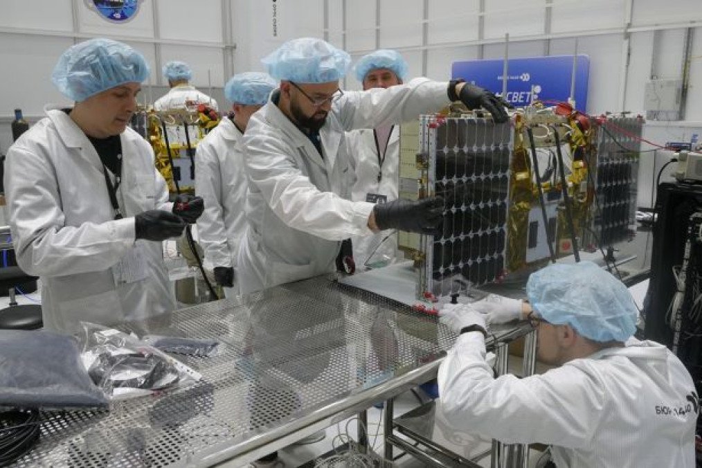 Two More Satellites From Russia’s Starlink Alternative Face Atmospheric Reentry Russia is building its own Starlink analogue. (Source: russian media)