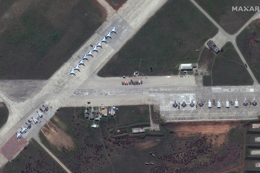 Satellite image of Russia's Saky Air Base in temporarily occupied Crimea. (Source: Maxar Technologies) Satellite image of Russia's Saky Air Base in temporarily occupied Crimea. (Source: Maxar Technologies)