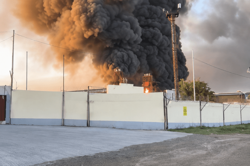 Smoke rises from the Saratov Oil Refinery following a Ukrainian drone strike in Russia's Saratov region on August 2, 2026. (Source: Exilenova+) Smoke rises from the Saratov Oil Refinery following a Ukrainian drone strike in Russia's Saratov region on August 2, 2026. (Source: Exilenova+)