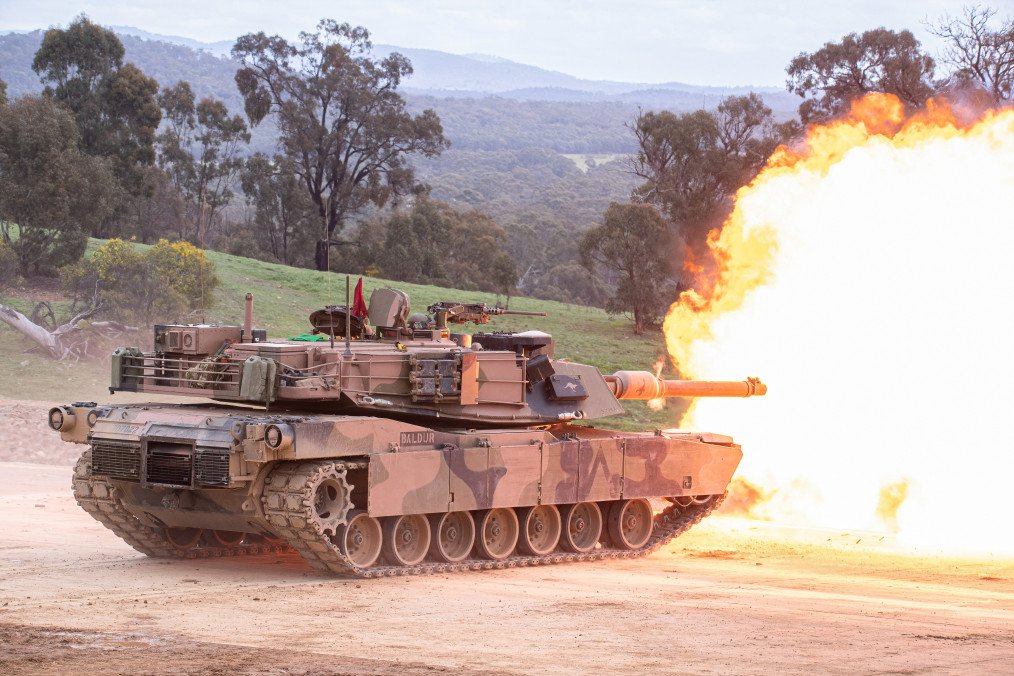 Australia Considers Transfer of Retired Abrams Tanks to Ukraine