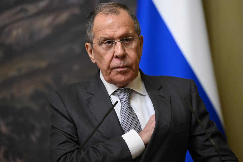 Lavrov Tells Tucker Carlson Finland Lost Its Neutrality, Drawing Parallels to WWII Alliances With Hitler