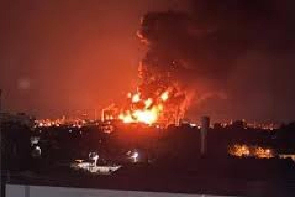 Aftermath of the Drone Strike on Krasnodar Oil Refinery, August 30, 2025. Illustrative photo. (Source: Monitor/Telegram)