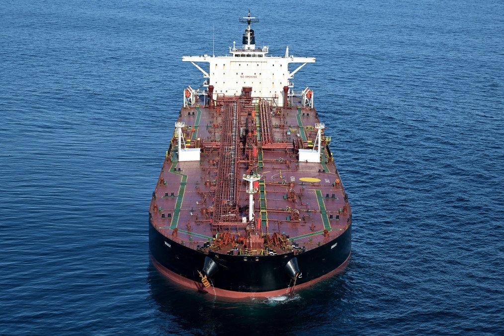 New Zealand Insurer Accused of Covering Tankers Transporting Sanctioned Russian and Iranian Oil The tanker Boracay from Russia's so-called "shadow fleet" suspected of being involved in drone flights over Denmark on October 1, 2025 off the coast of the western France. Illustrative photo. (Source: Getty Images)