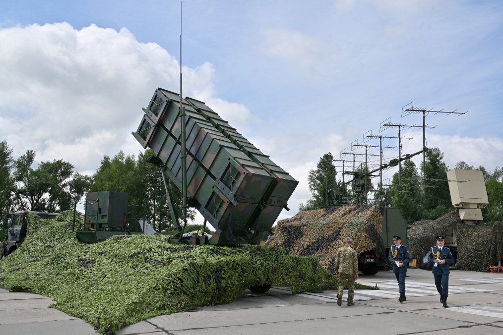Germany Delivers Two Patriot Missile Systems to Ukraine, First Launchers Already Arrive