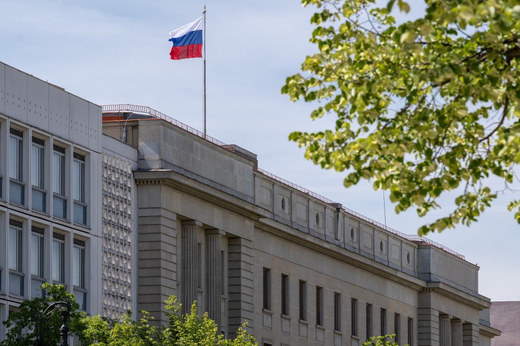 Germany Expels Russian Diplomat After Arrest in Espionage Probe Linked to War in Ukraine