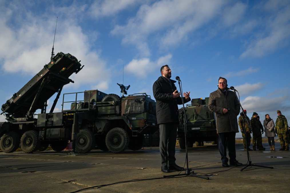 Germany Intensifies Negotiations to Secure Patriot Air Defense Deliveries for Ukraine Patriot SAM