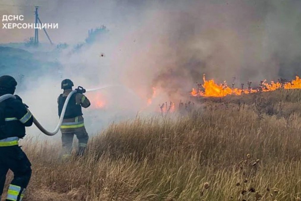 Poland Summons Russian Envoy After Drone Strike Hits Barlinek Factory in Vinnytsia Poland Summons Russian Envoy After Drone Strike Hits Barlinek Factory in Vinnytsia