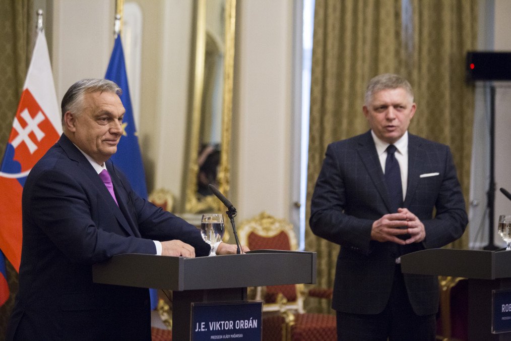 Slovak Prime Minister Robert Fico (R) and Hungarian Prime Minister Viktor Orbán (L) speak to the media during a joint press conference at the Slovak Government Office in Bratislava, January 21, 2025. (Source: Getty Images)
