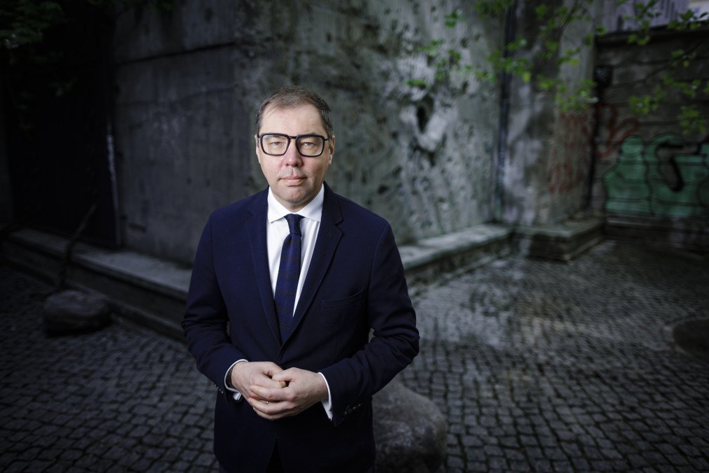 Ukrainian Ambassador Slams German Far-Right Leader Over Call for Territorial Concessions to Russia