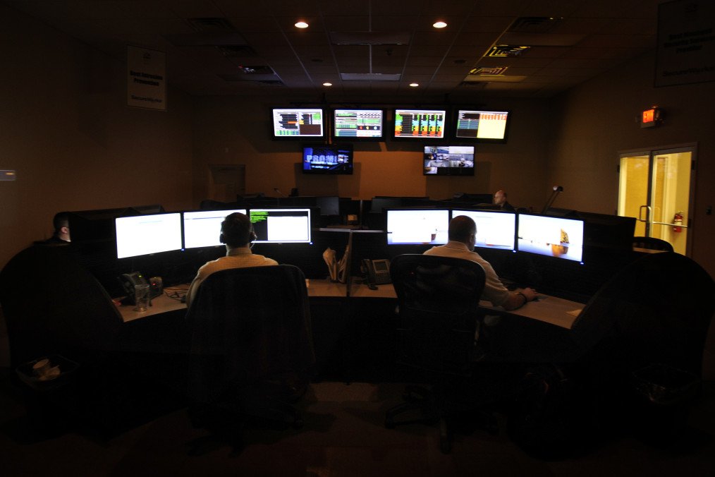 Analysts work in the Security Operations Center at the Dell SecureWorks office in Myrtle Beach, South Carolina, US, on January, 18, 2013. (Source: Getty Images)
