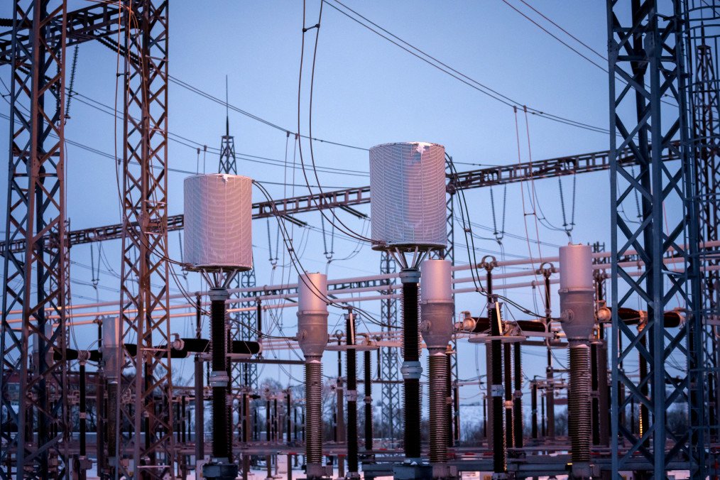 Latvia Bans Russian and Belarusian Citizens from Working in Critical Infrastructure Latvia Bans Russian and Belarusian Citizens from Working in Critical Infrastructure