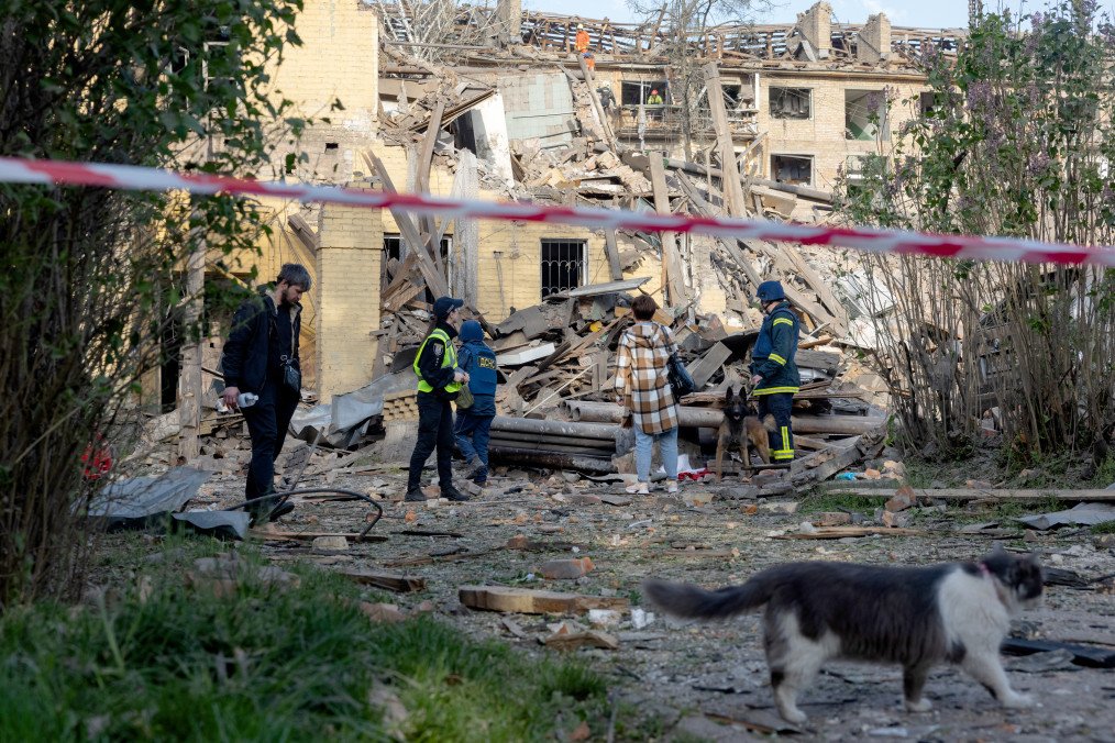 Zelenskyy: Russian Missile That Killed Twelve People in Kyiv Contained 116 Foreign Parts, Including US Tech Zelenskyy: Russian Missile That Killed Twelve People in Kyiv Contained 116 Foreign Parts, Including US Tech