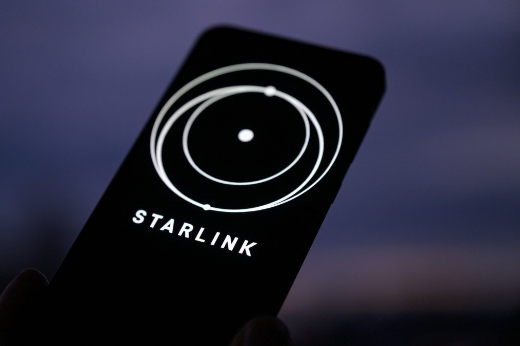 Ukraine Starlink Access at Risk as Poland and Elon Musk Clash Over Satellite Roaming Rules The Starlink logo is displayed on a mobile phone. Illustrative image. (Source: Getty Images)