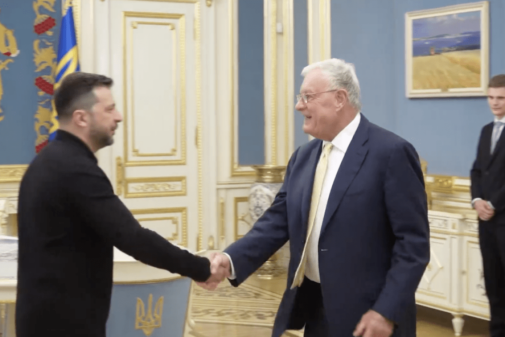 Zelenskyy Discusses Patriot Systems and Joint Weapons Production with US Envoy Kellogg