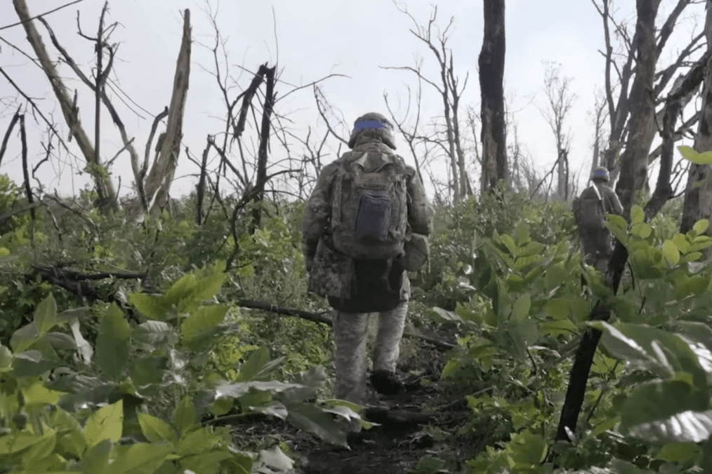 Still from the film “2000 Meters to Andriivka“ by Mstyslav Chernov. (Source: IMDb)