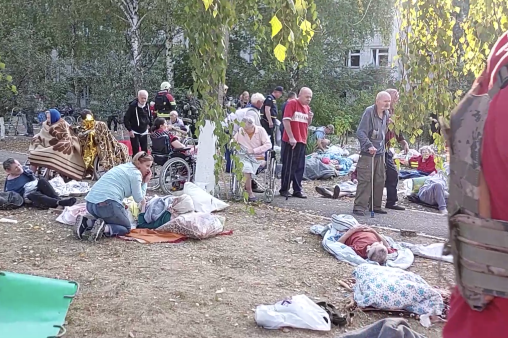 Russian Airstrike Hits Nursing Home in Ukraine's Sumy, Killing 1 Person and Injuring 12