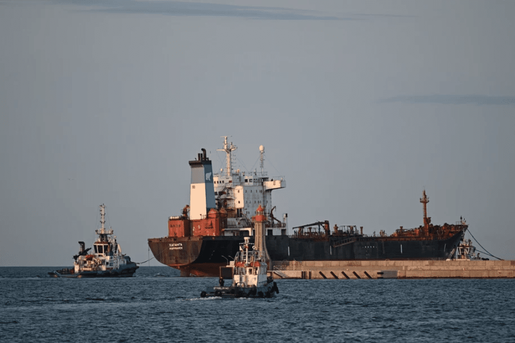 Poland Removes Derelict Russian Tanker After 8-Year Standoff Over EU Security Risks Poland Removes Derelict Russian Tanker After 8-Year Standoff Over EU Security Risks