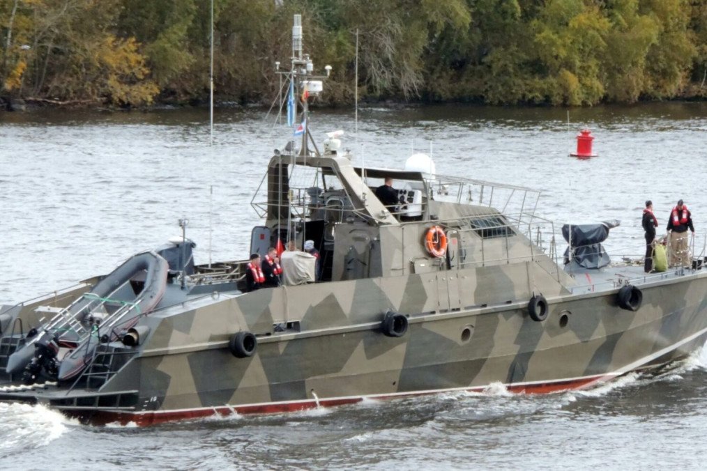 Project 12200 Sobol FSB patrol vessel with camouflage added, October 2026. Project 12200 Sobol FSB patrol vessel with camouflage added, October 2026.