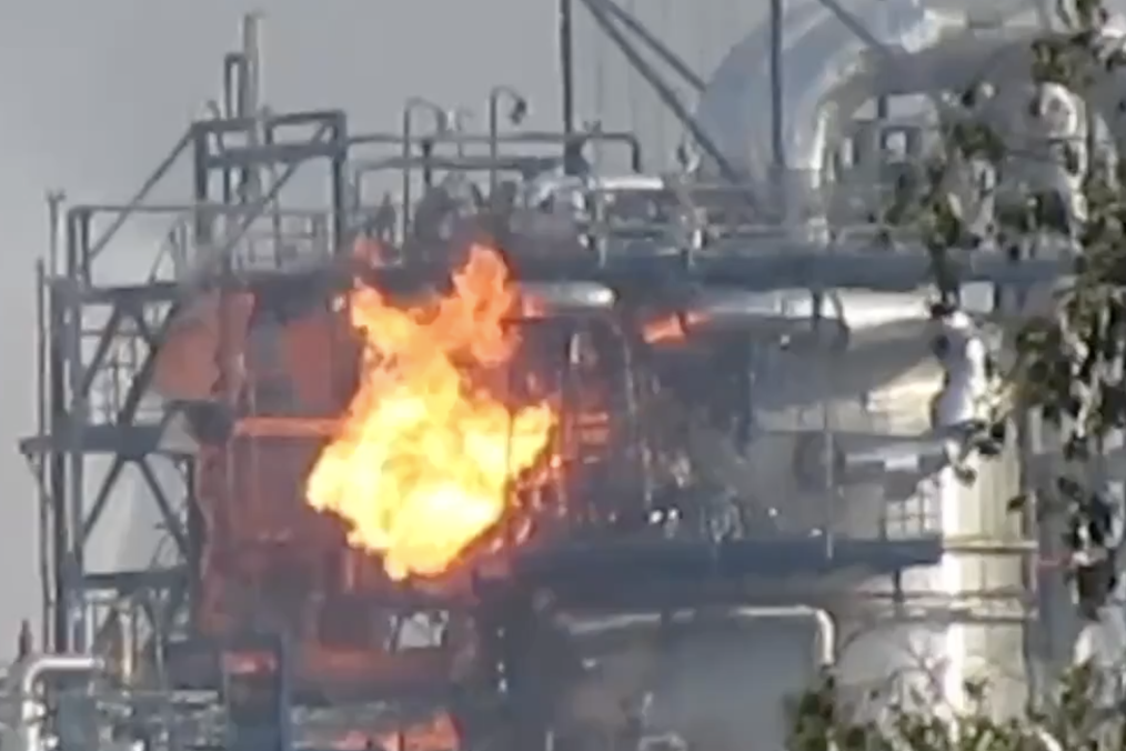 Massive Drone Attack on September 1 Causes Fire at Moscow Refinery and Hits 15 Russian Regions