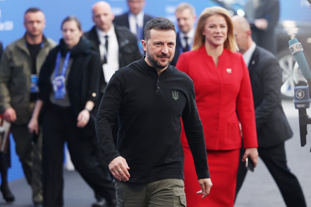 Zelenskyy: Hugging Putin Won’t Help—Decades of Doing So Have Only Made Things Worse