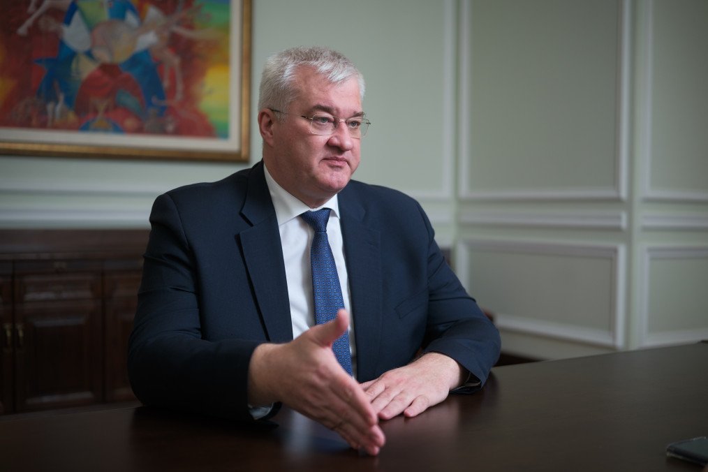 Russia Wants to Push US Out of Peace Talks, Ukraine Warns