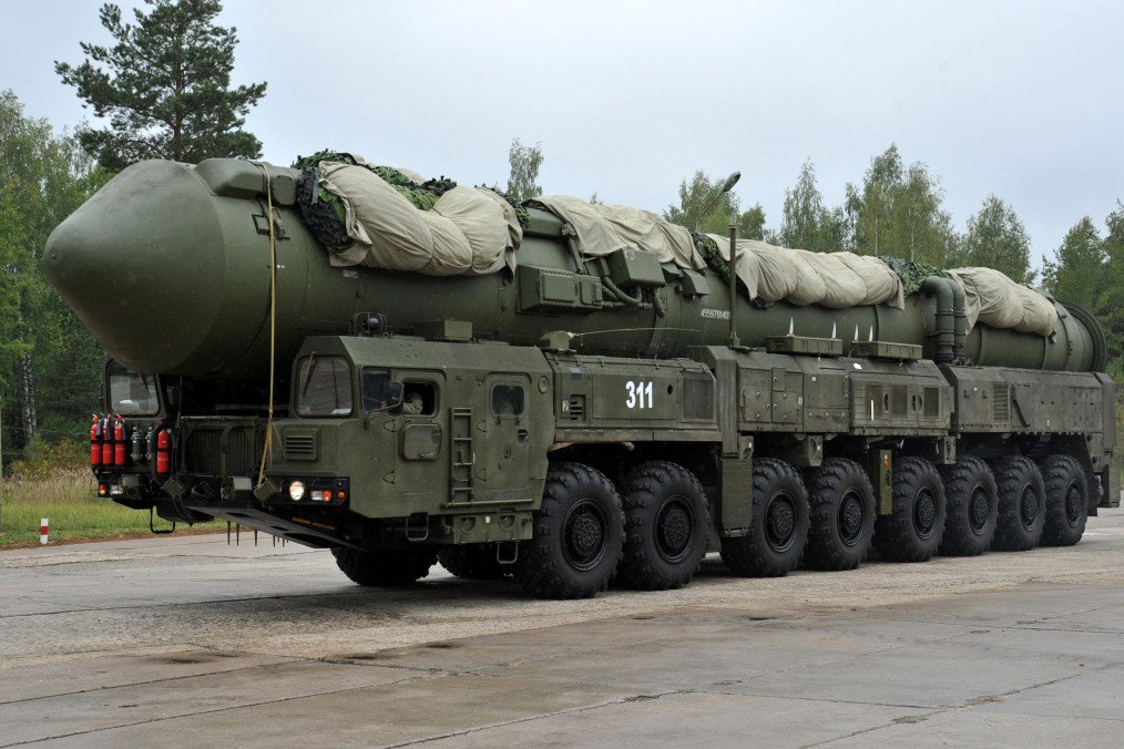 RS-24 Yars intercontinental ballistic missile launcher at a Strategic Missile Forces base near Teykovo, Russia, September 22, 2011. (Source: Getty Images)