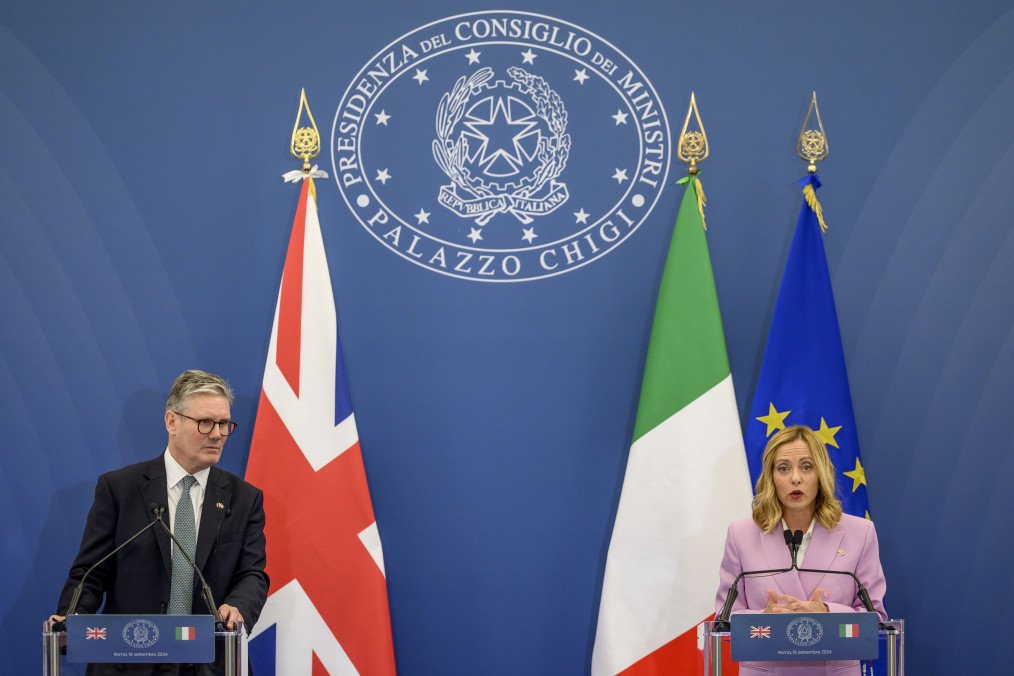 UK Prime Minister Starmer Pushes for Support on Long-Range Missiles for Ukraine in Italy Talks