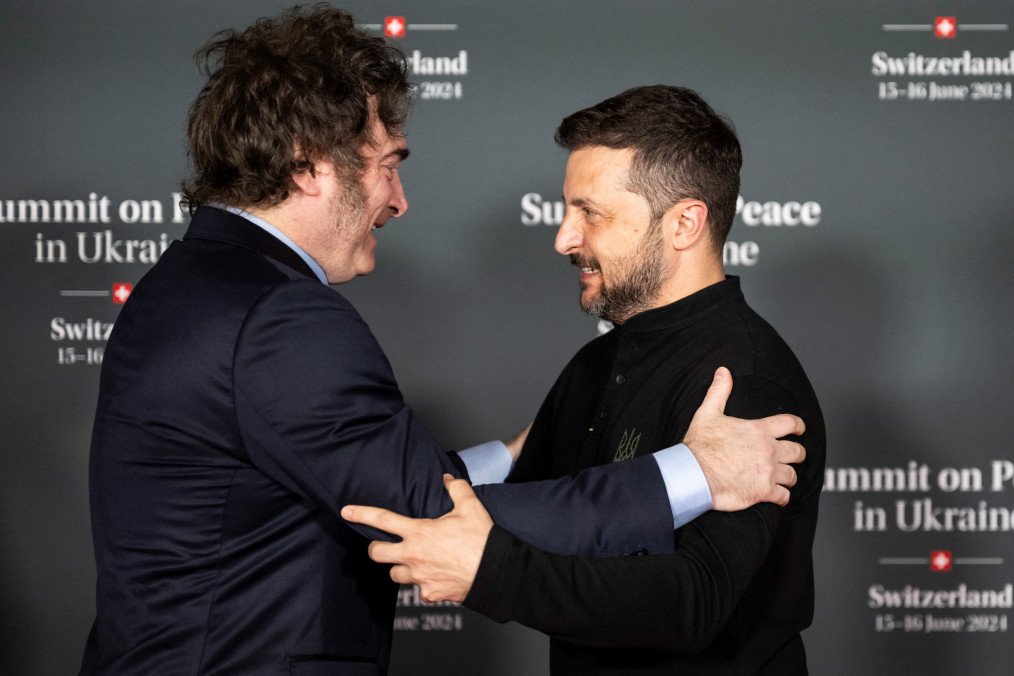 Ukrainian President Volodymyr Zelenskyy welcomes Argentine President Javier Milei at the Ukraine Peace Summit near Lucerne, Switzerland, June 15, 2024. (Photo: Getty Images)