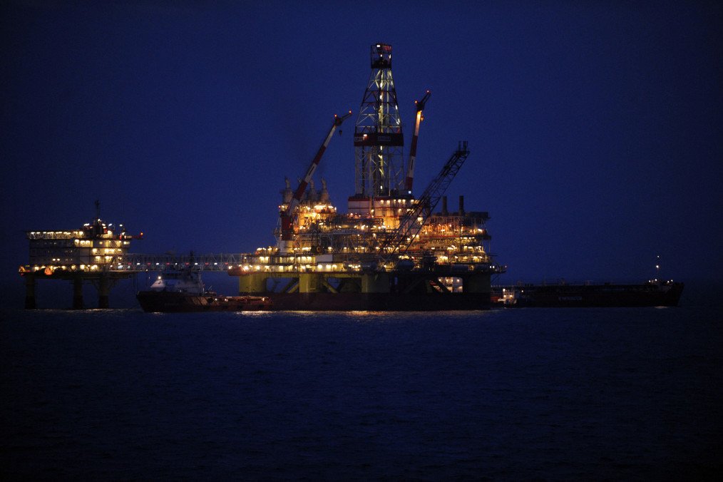 Illustrative image. Russian LUKOIL ice-resistant fixed platform LSP-1, at Korchagin’s oil field in the Russian sector of the Caspian Sea, some 180km outside Astrakhan, April 7, 2011. (Source: Getty Images)